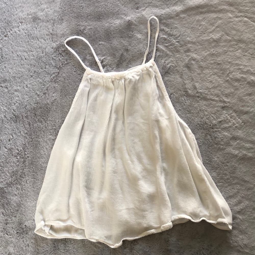WHITE // flowy crop top